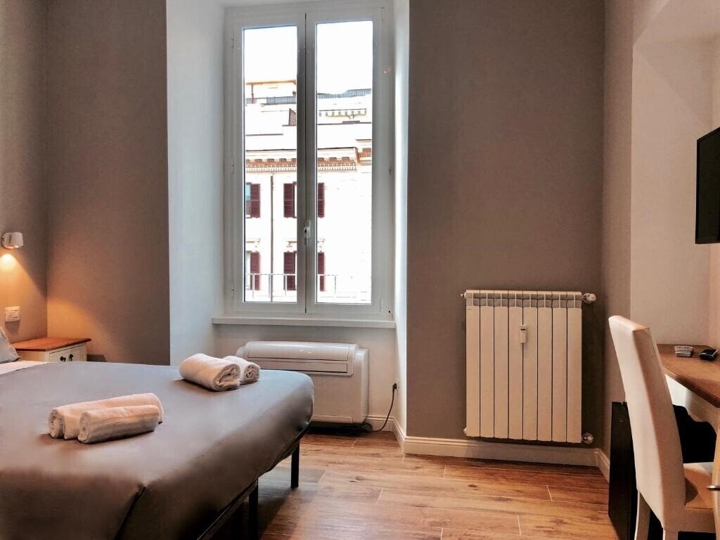 Фотография Audrey's Roman Holidays 3*