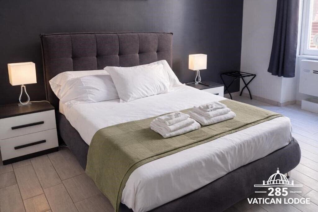 Отель 285 Vatican Lodge 2*