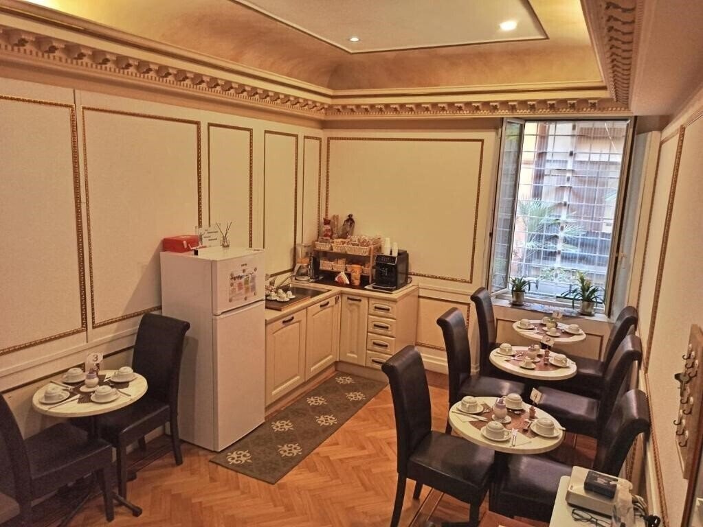Отель Domina Popolo B&B 3*