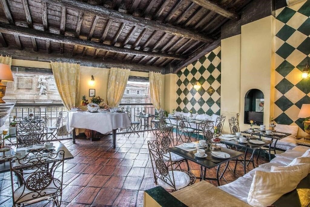 Картинка Hotel Fontana 3*