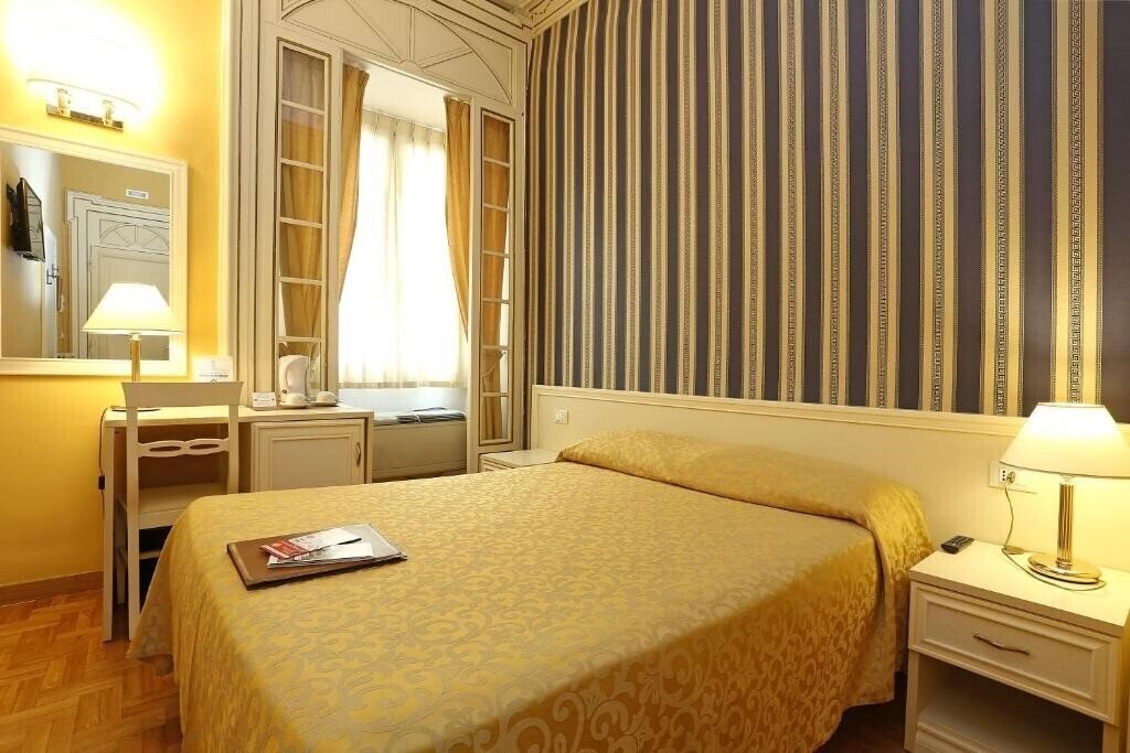 Готель DG Prestige Room 3*