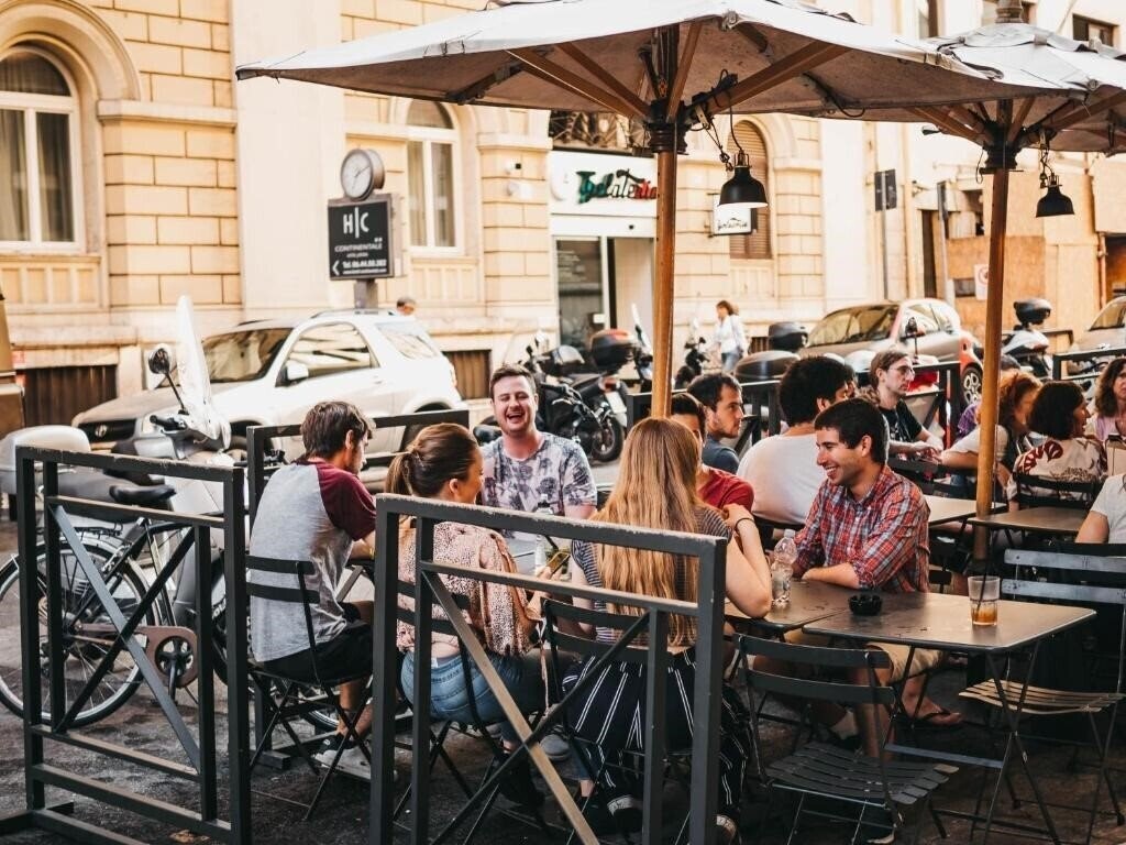 Отель Yellowsquare Roma 3*