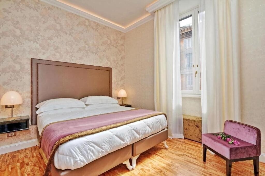 Отель BQ House Fori Imperiali Luxury Rooms 3*