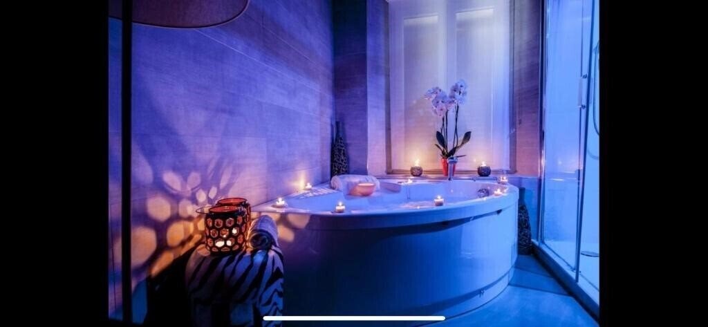 Готель Corso Suite 107 Rooms Wellness & SPA 3*