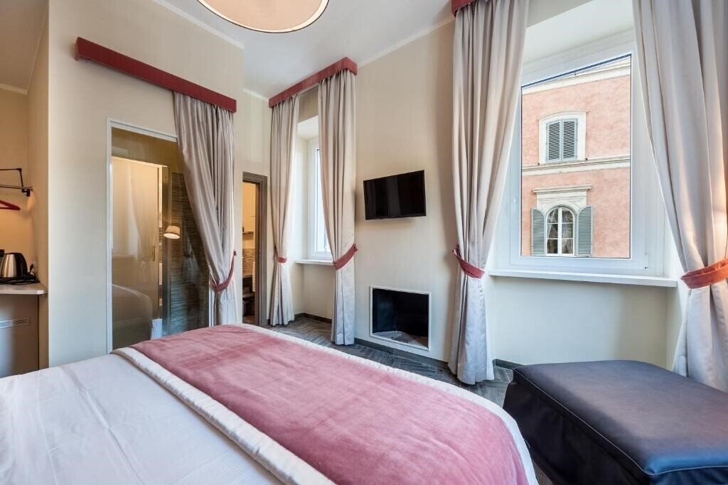 Картинка Foro Romano Luxury Suites 3*