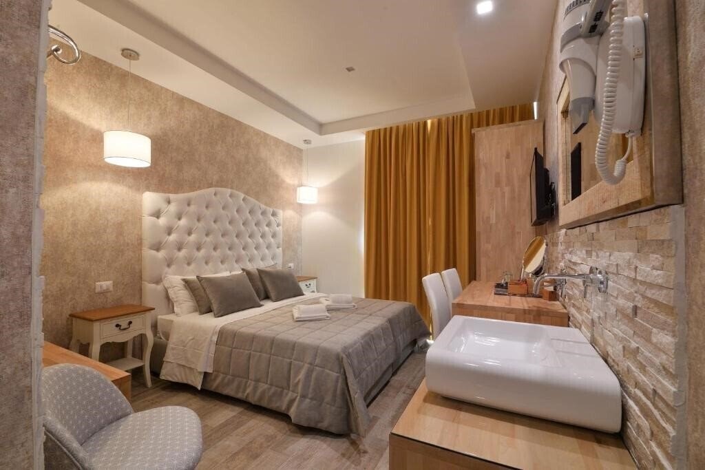 Отель Relais Barberini 3*