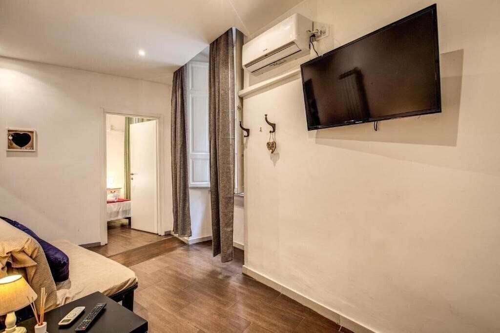 Картинка La Civetta di Trastevere 3*