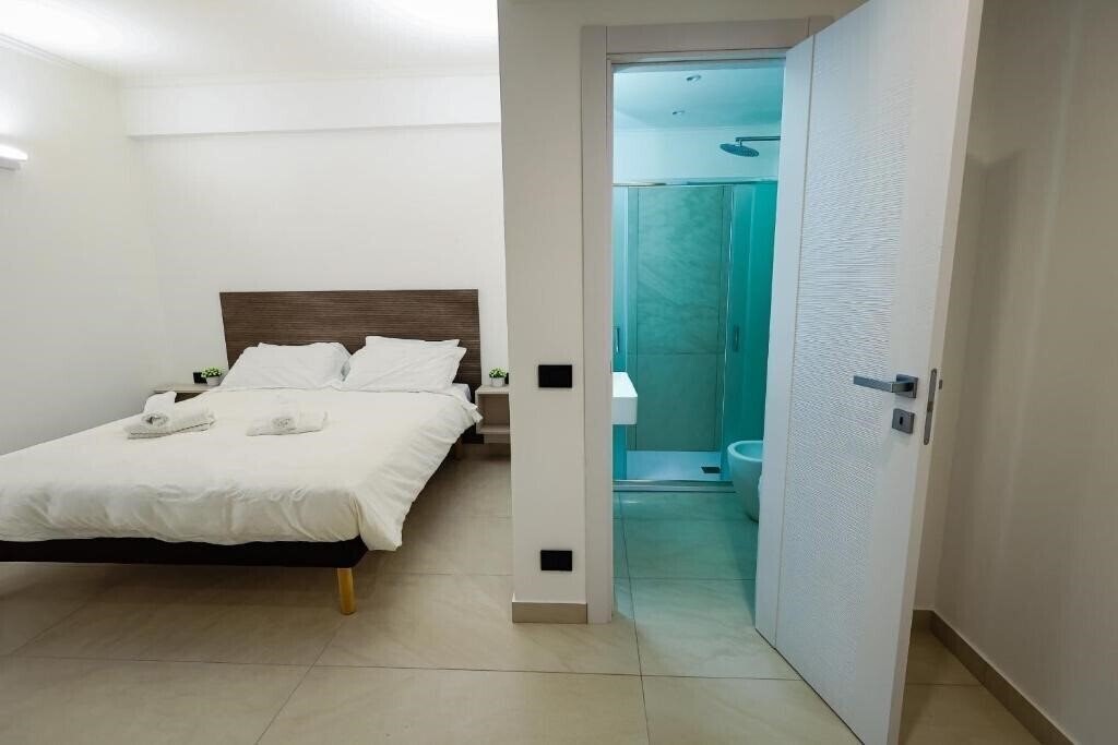 Готель Seven Kings Relais 3*