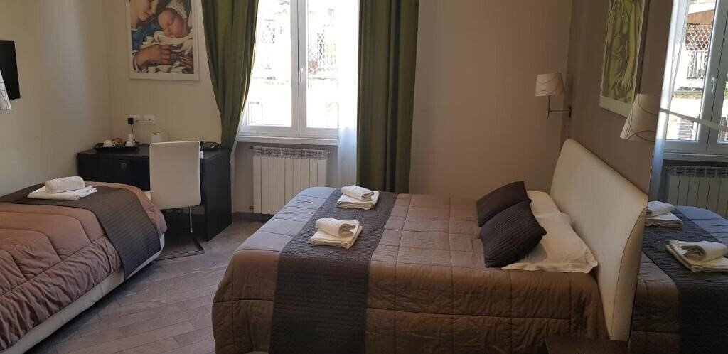 Готель Mia Suites 3*