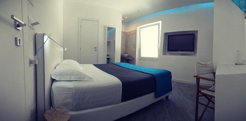 Готель Piccolotel 3*