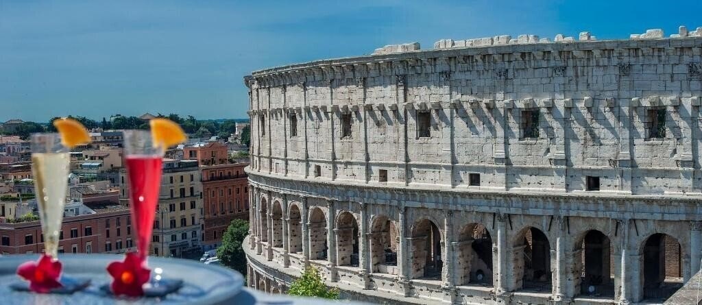 Отель Colosseum Corner 4*
