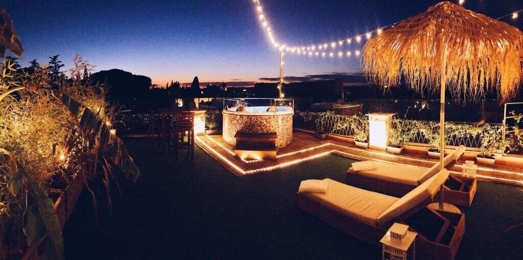 Отель Rooftop Colosseo Roma D'amore 5*