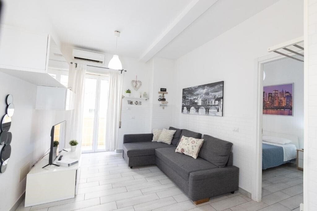 Готель Nicla's Home 4*