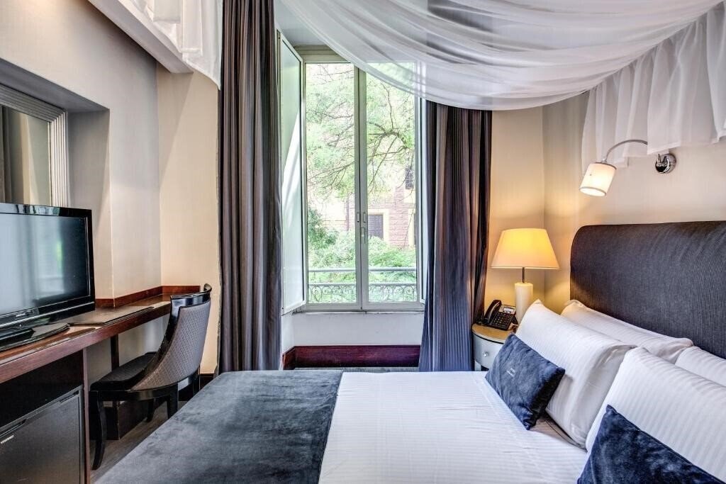 Фотографія Hotel Giuggioli 2*