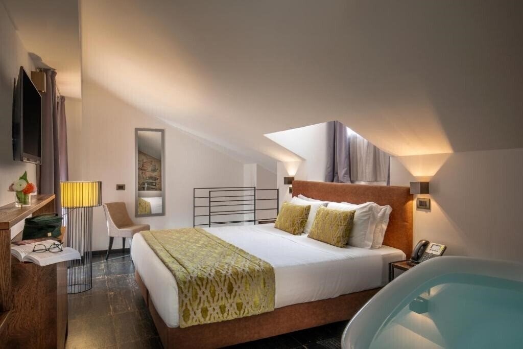 Фото Navona Essence Hotel 3*