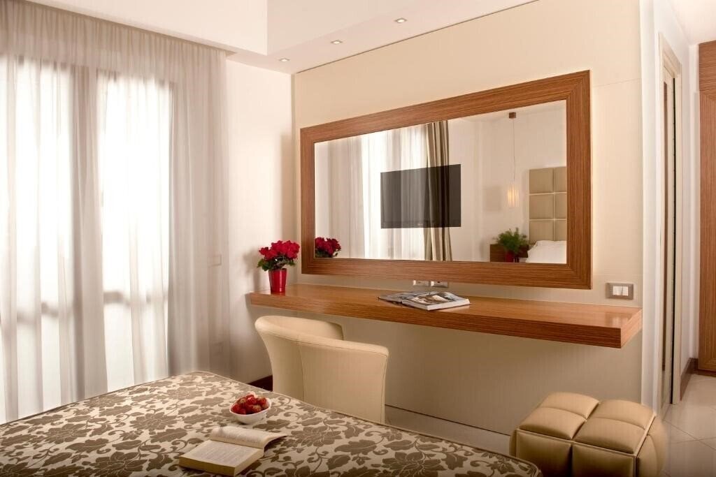 Картинка OC Hotel 4*
