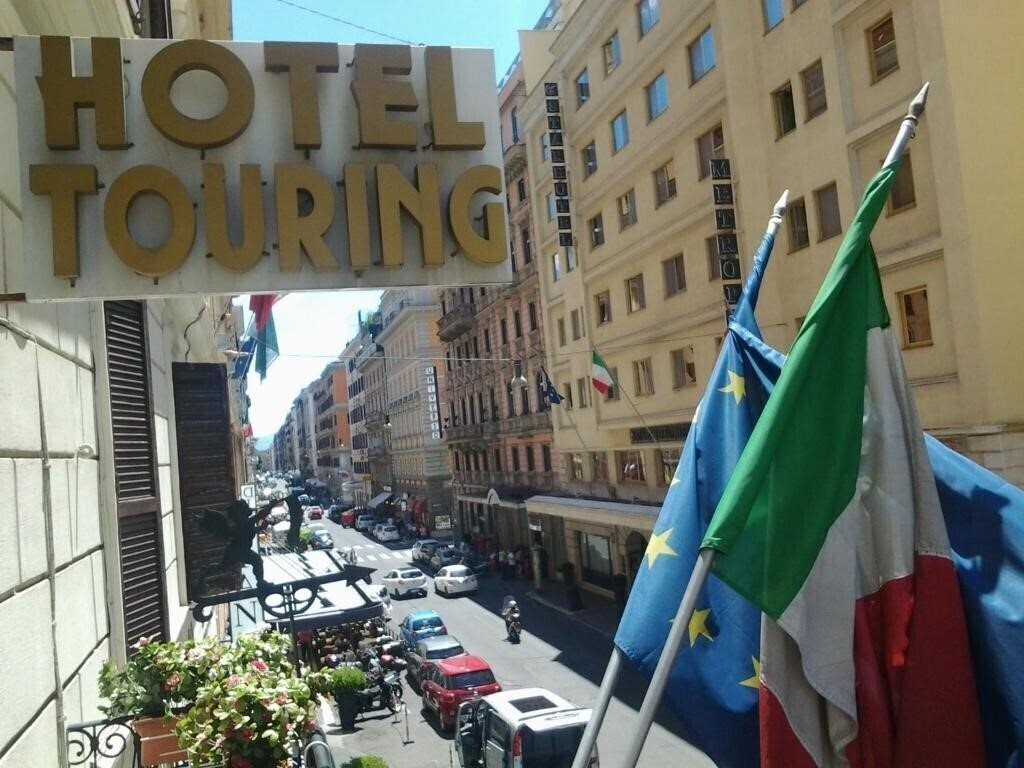 Фотография Hotel Touring 2*