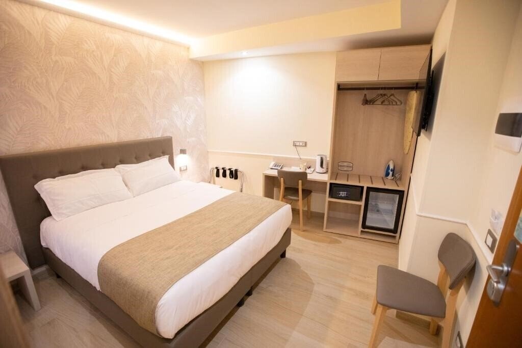 Фото Hotel Maximus 3*