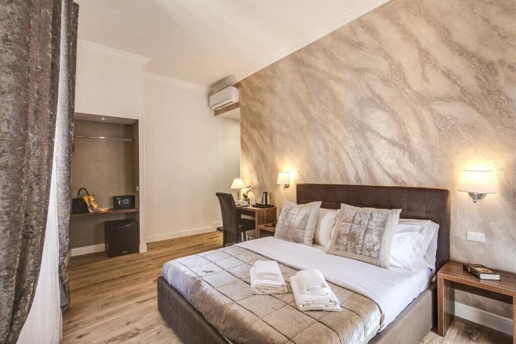 Фото River Luxury Suites 3*