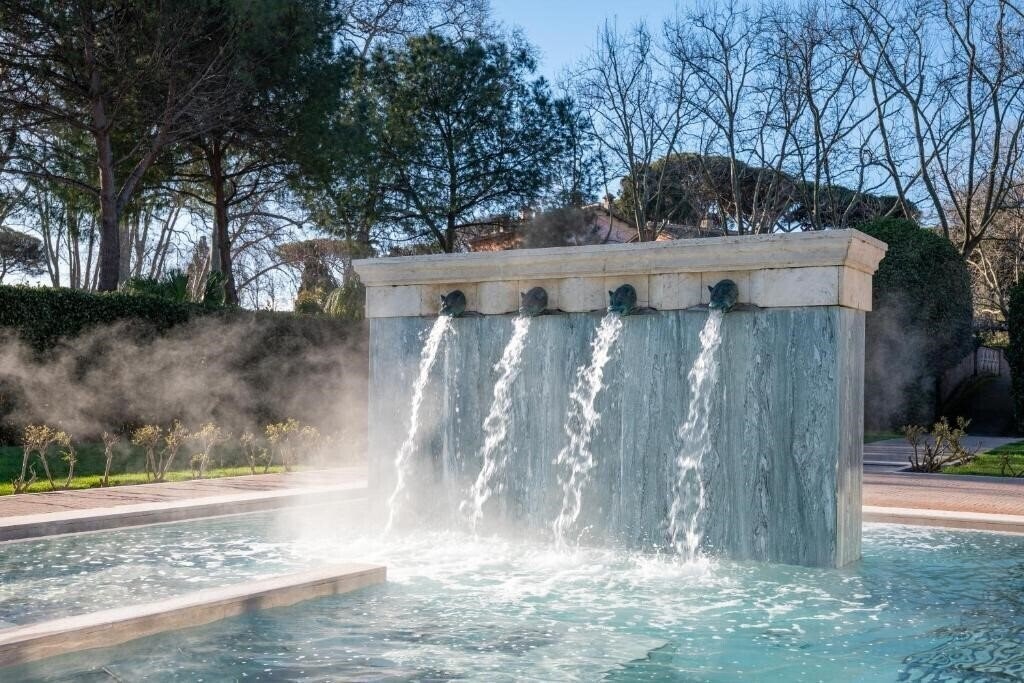 Готель QC Grand Hotel Roma (Fiumicino) 5*