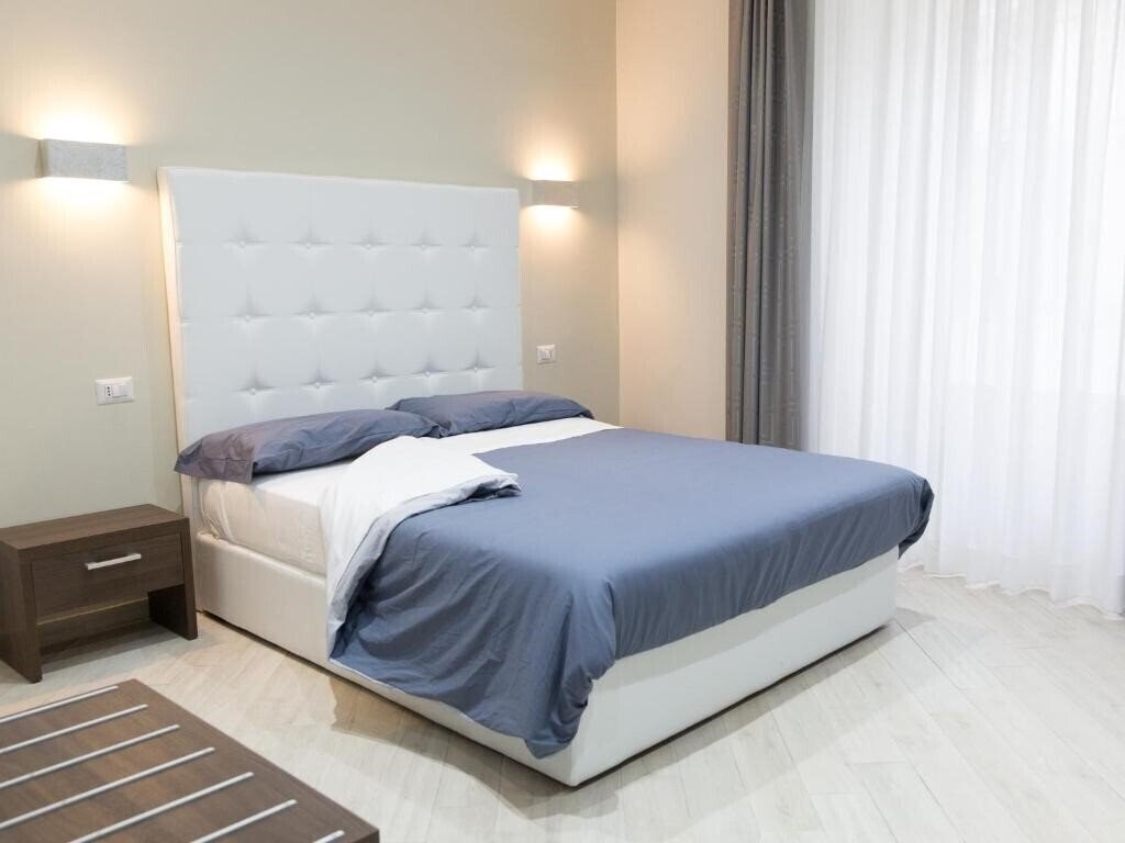 Отель Venustas Roma Hotel 3*