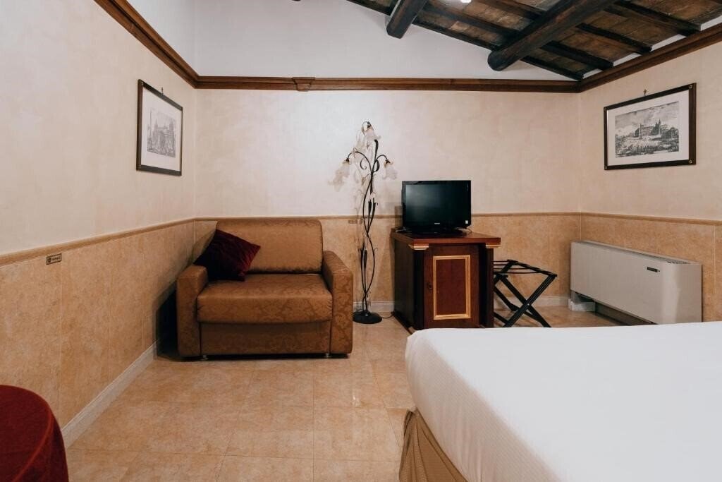 Изображение Pantheon Hotel 4*