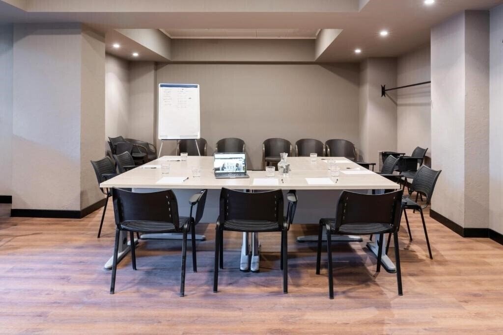 Картинка Garner Hotel Rome Aurelia by IHG 4*