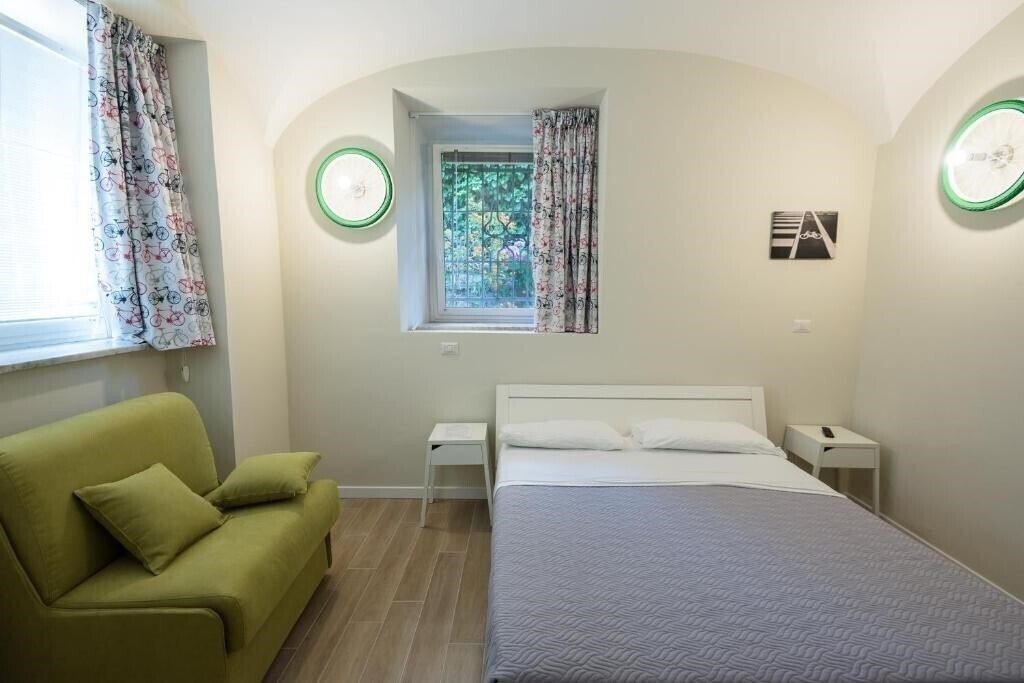 Фото Bed&BikeRome Rooms 3*