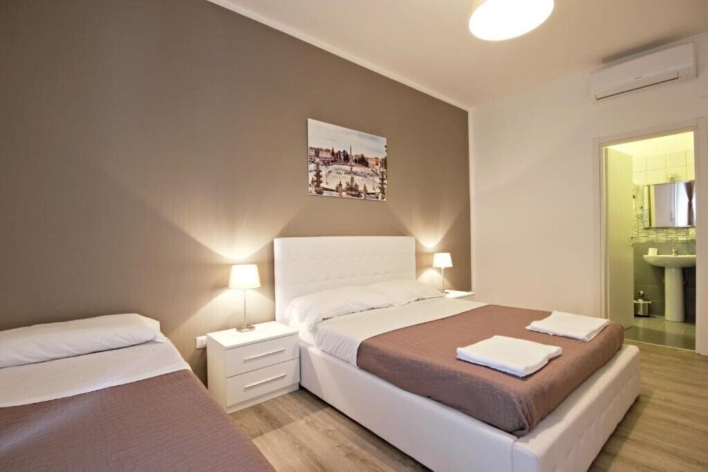 Фото Le Piazze di Roma Bed & Breakfast 3*