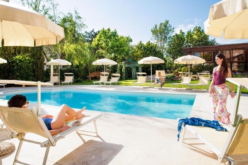 Отель Ostia Antica Park Hotel 3*