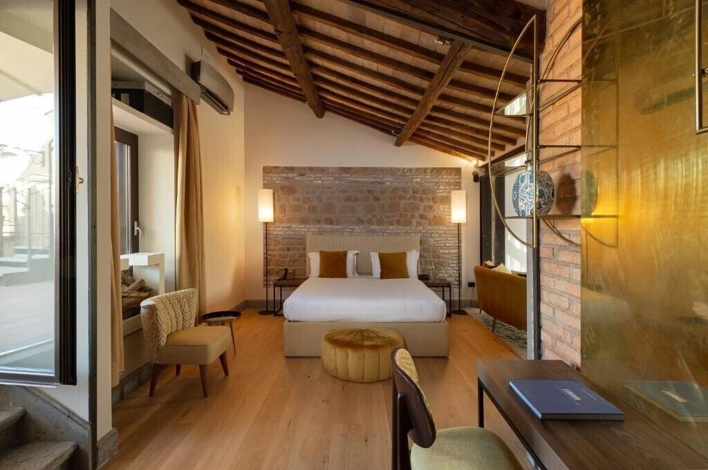 Отель Passpartout Boutique Palace 4*