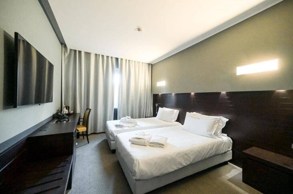 Фотографія Hotel Selene Pomezia 4*