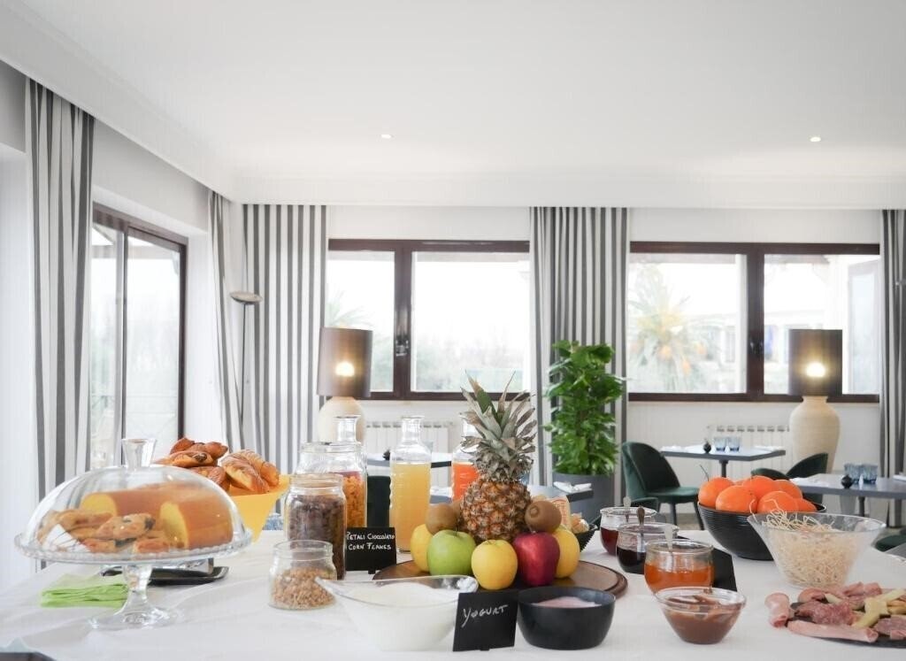 Фотография Porto Romano The Marina Resort Fiumicino 4*