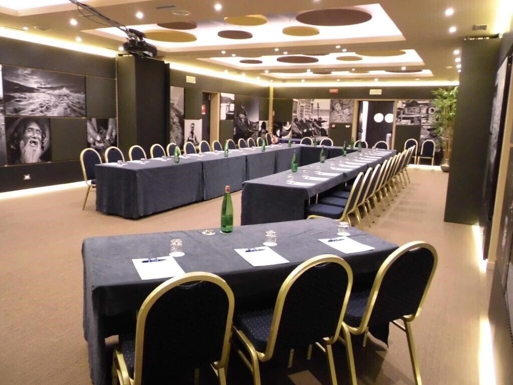 Фотографія Hotel Tiber Fiumicino 4*