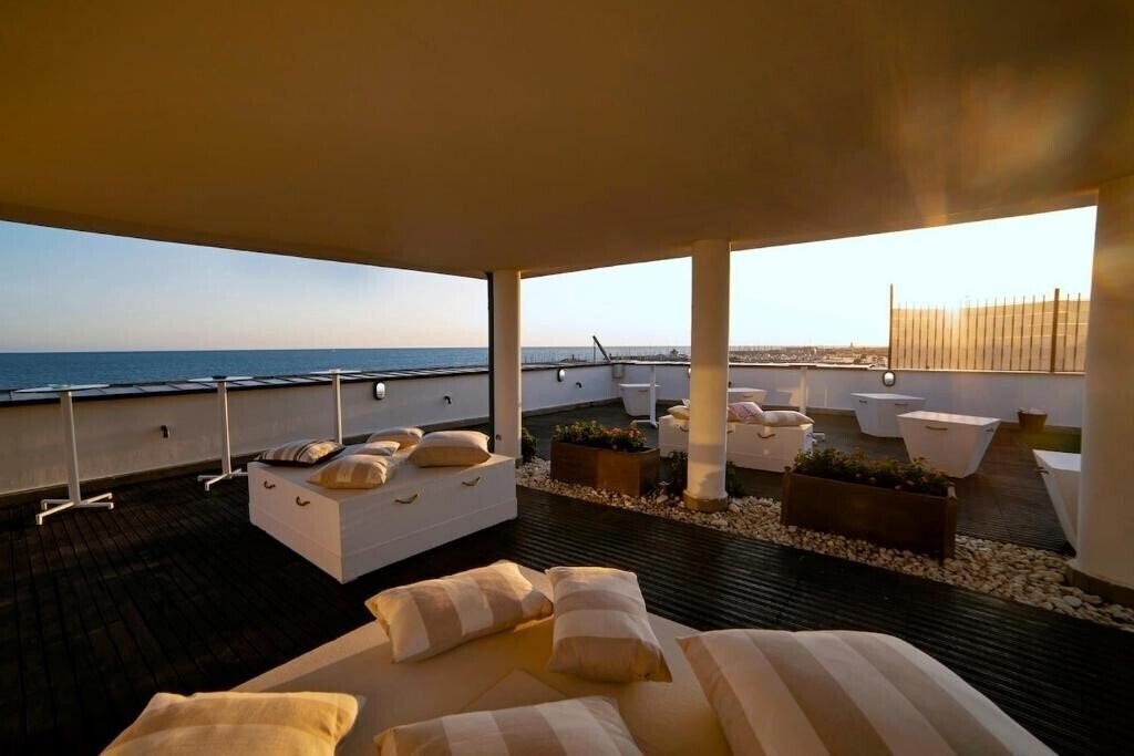 Изображение Smy Aran Blu Roma Mare Lido di Ostia 4*