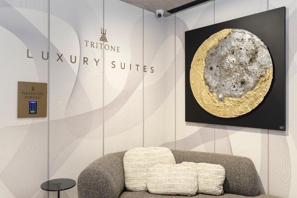 Изображение Tritone Luxury Suites Piazza del Popolo 4*