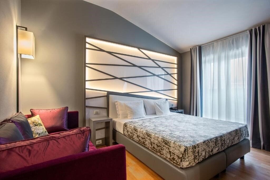 Отель Fortyfive Squared Hotel 4*