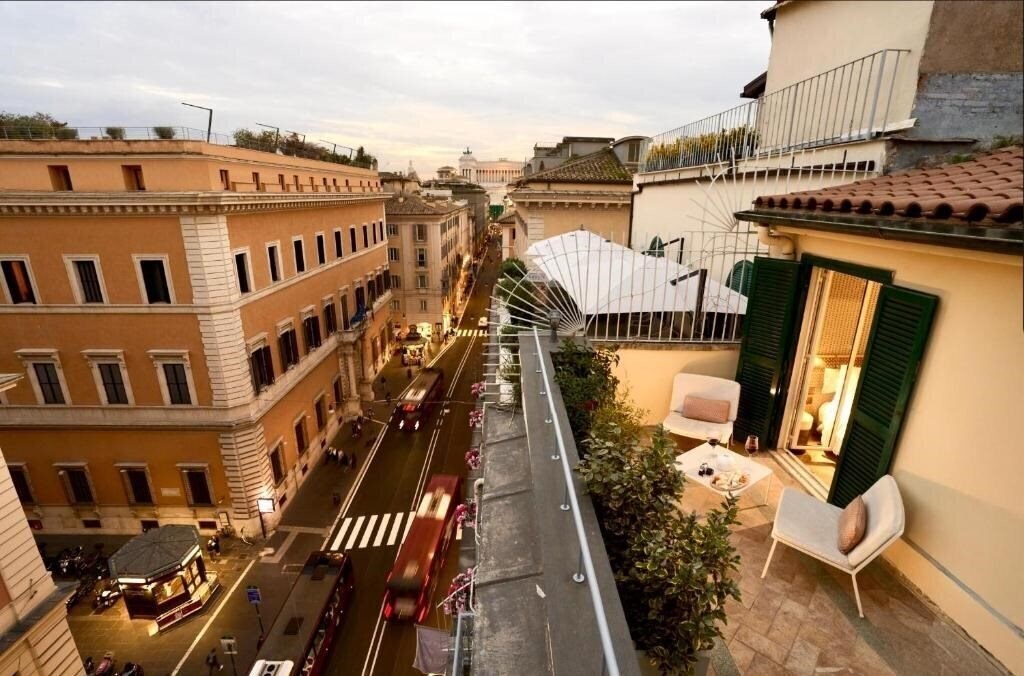 Готель Cloud 7 Roma Hotel 4*