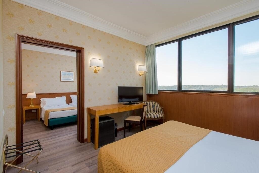 Фото Aldobrandeschi 4*