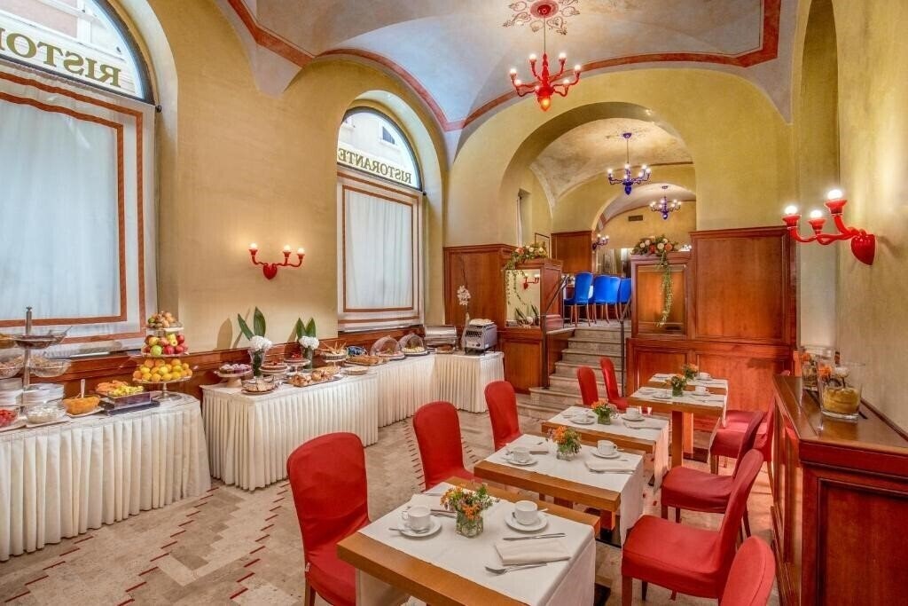 Зображення UNA Hotels Empire Roma 4*