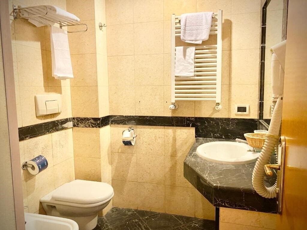 Изображение Champagne Palace 4*