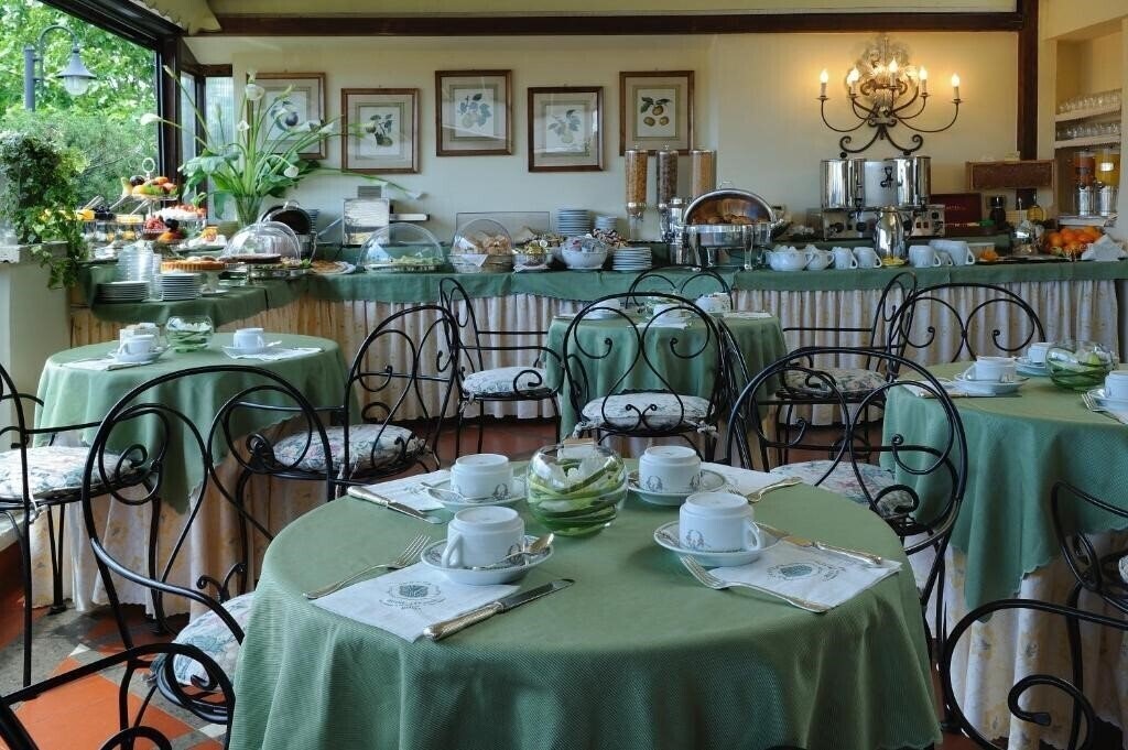 Фото Farnese 4*