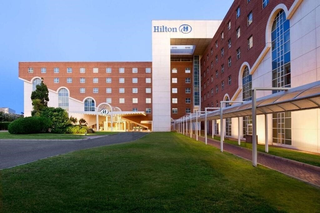 Отель Hilton Rome Airport 4*