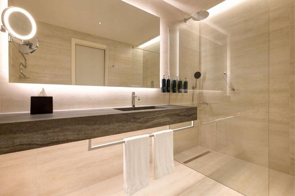 Фотография Hilton Rome Airport 4*