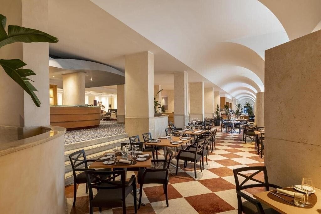 Картинка Hilton Rome Airport 4*