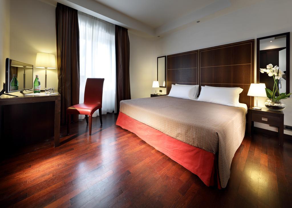 Готель International Palace 4*