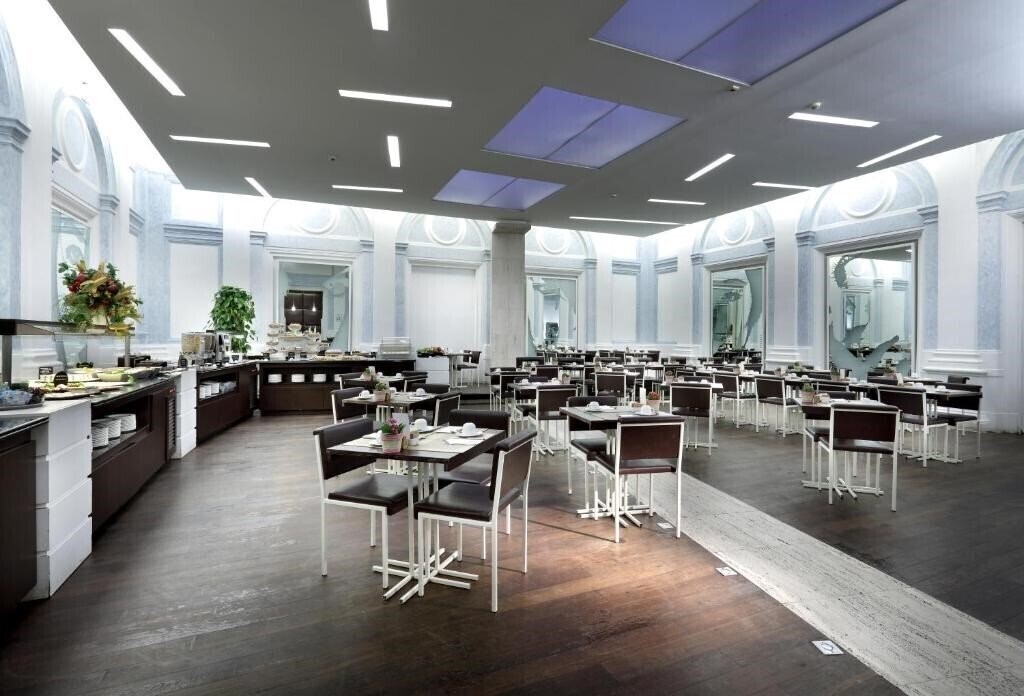 Изображение International Palace 4*