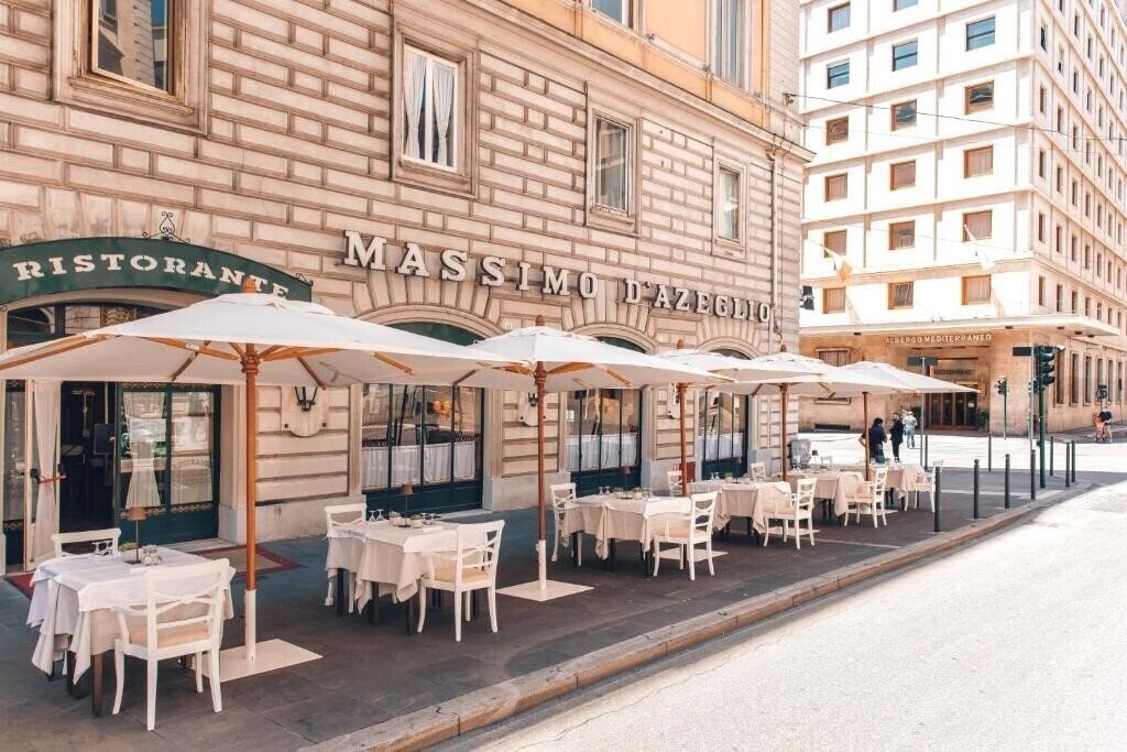 Отель Massimo D'azeglio 4*