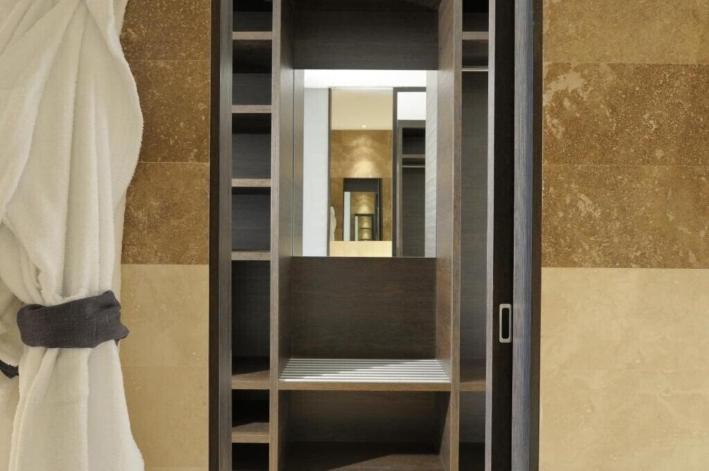Готель Hotel Alpi Roma 4*