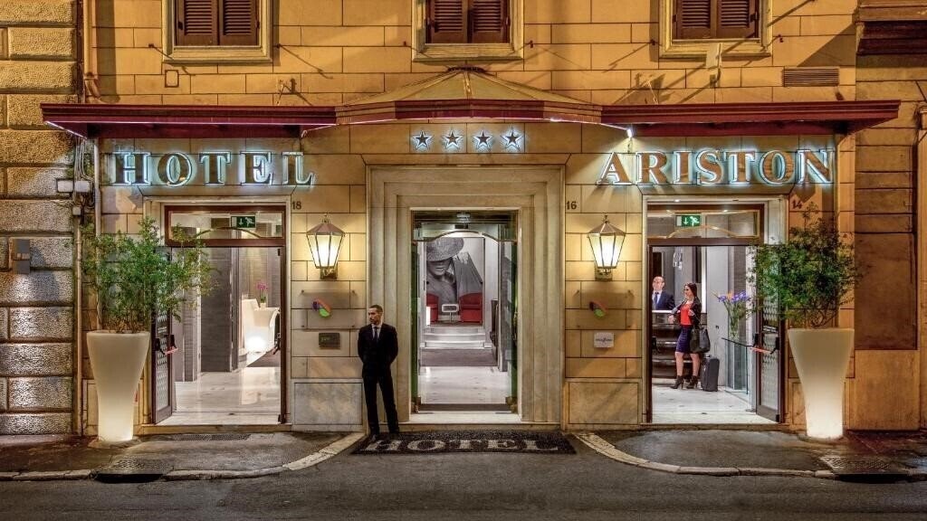 Готель Ariston Rome 4*